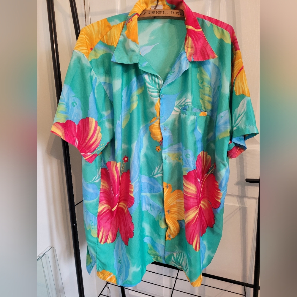 Vibrant Floral Hawaiian Shirt